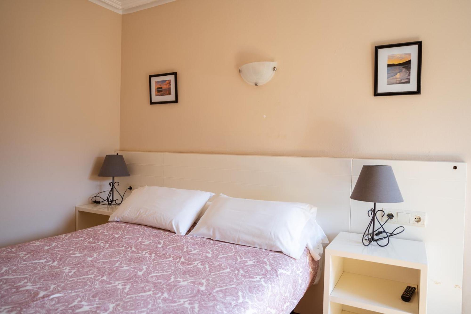 Pension San Jorge Нуэва-де-Льянес Экстерьер фото